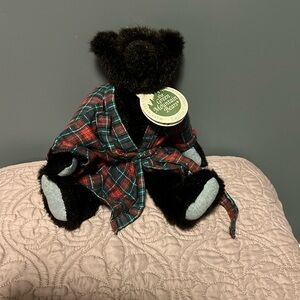 Equinox green mountain bear